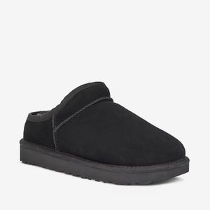 UGG CLASSIC SLIPPER❗️NEVER WORN ❗️